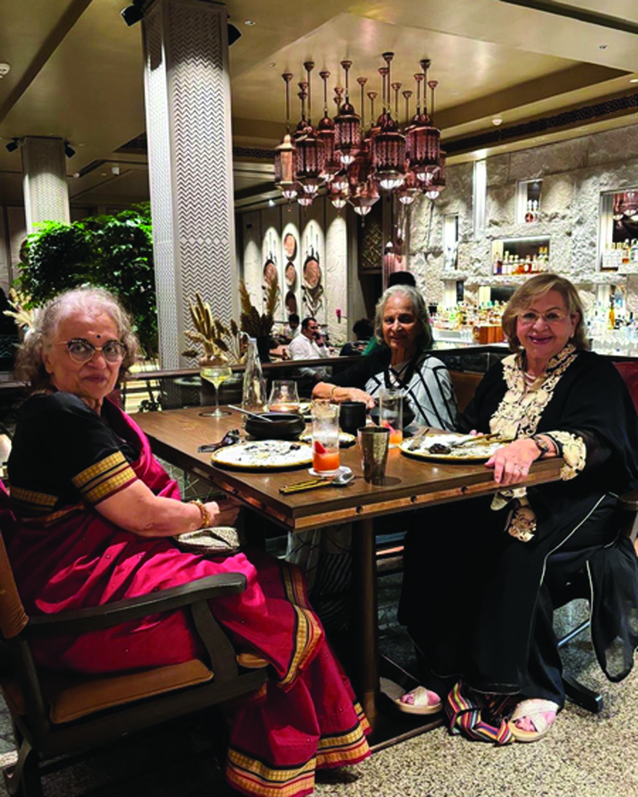 Asha Parekh Reflects on Heartwarming Memories with Helen and Waheeda Rehman