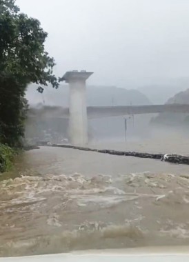 Teesta Water Overflow: Disruption Strikes Darjeeling's Key Route