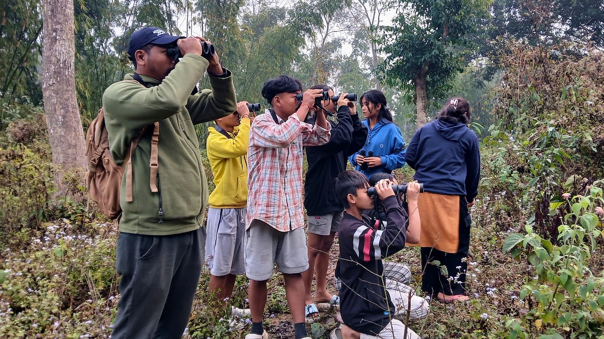 Engaging Youth in Birdwatching: Aaranyak's Exciting Initiative in Kaziranga