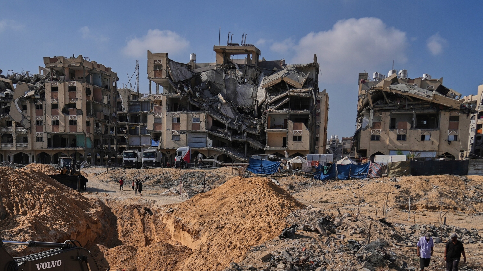 Israeli Air Strikes Intensify Following Netanyahu's Urgent Order