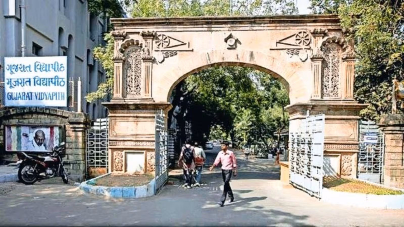 Foreign Students Return to Gujarat Vidyapith: Embrace New Learning Opportunities