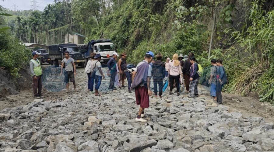 Centre to Imposing Rs 50L Fines on Contractors for NH Accident Recurrences