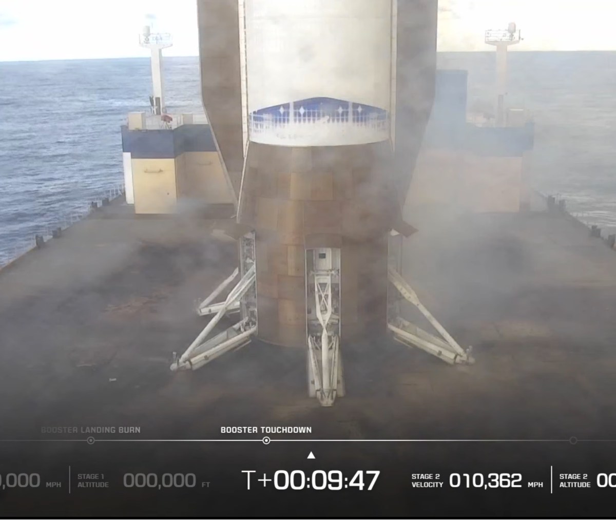 Blue Origin's New Glenn Rocket Triumph: NASA's Journey Begins!