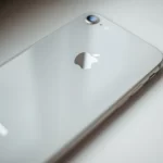 Discover the Revolutionary Crease-Free Display of the Apple iPhone Fold!