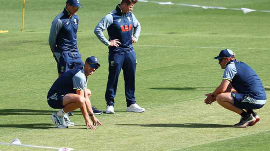 Cummins' Suspenseful Decision Ahead of the Pink Test Sparks Excitement