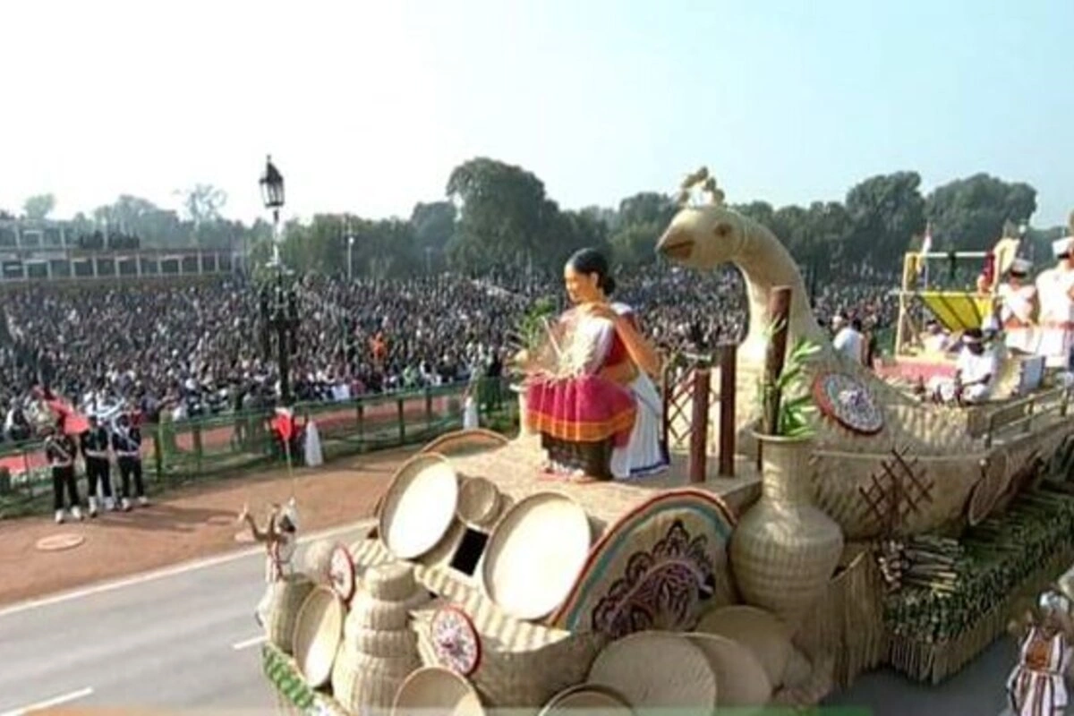 Experience the Rich Heritage: Assam Tableau Showcases Asharikandi's Terracotta Art at Republic Day 2026