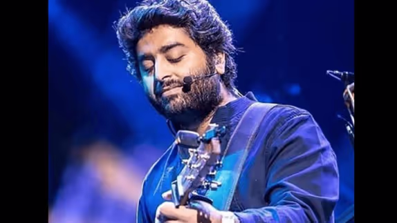 Arijit Singh Shocks Fans with Sudden Retirement from Playback Singing