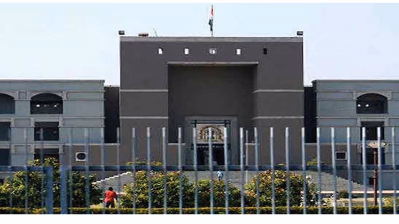 Gujarat HC Halts Controversial Gamtal Land Construction Amid Encroachment Dispute