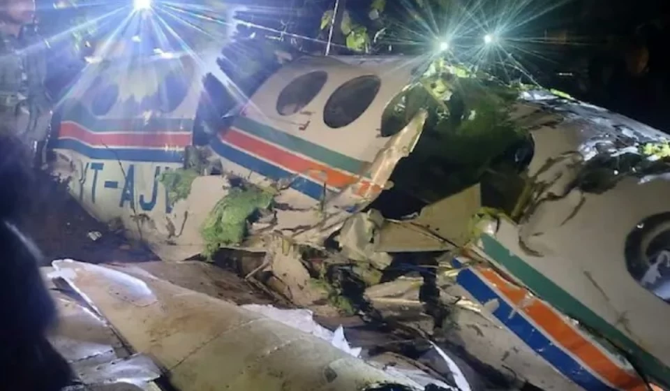 Breaking: Air Ambulance Crash in Chatra, Jharkhand — 7 On Board