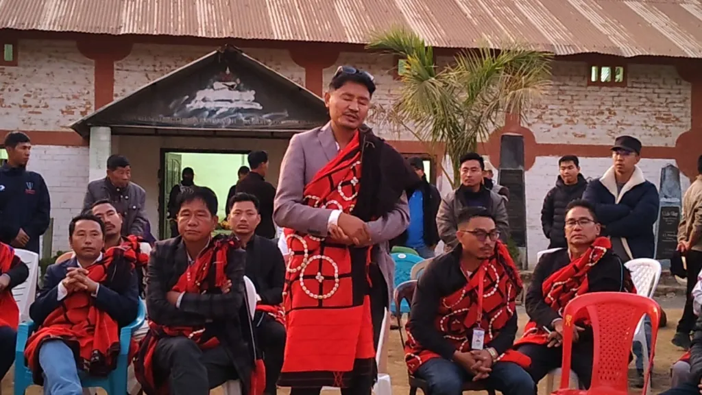 Yimkhiung Delegation Pledges Solidarity to Displaced Ukhrul Families