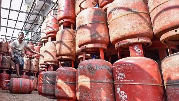 Assam Police Threatens Legal Action Over LPG & Fuel Shortage Rumours