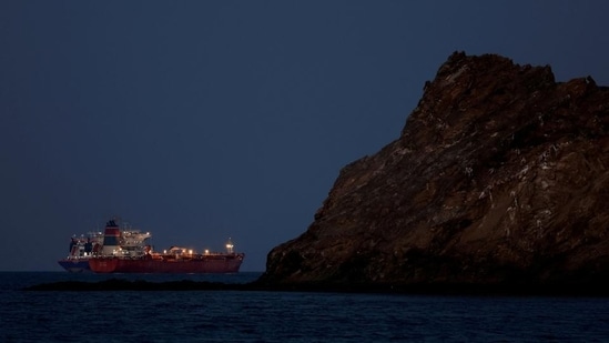 Strait of Hormuz Alert: Iran’s 'Enemy Ships' vs Japan Minesweepers