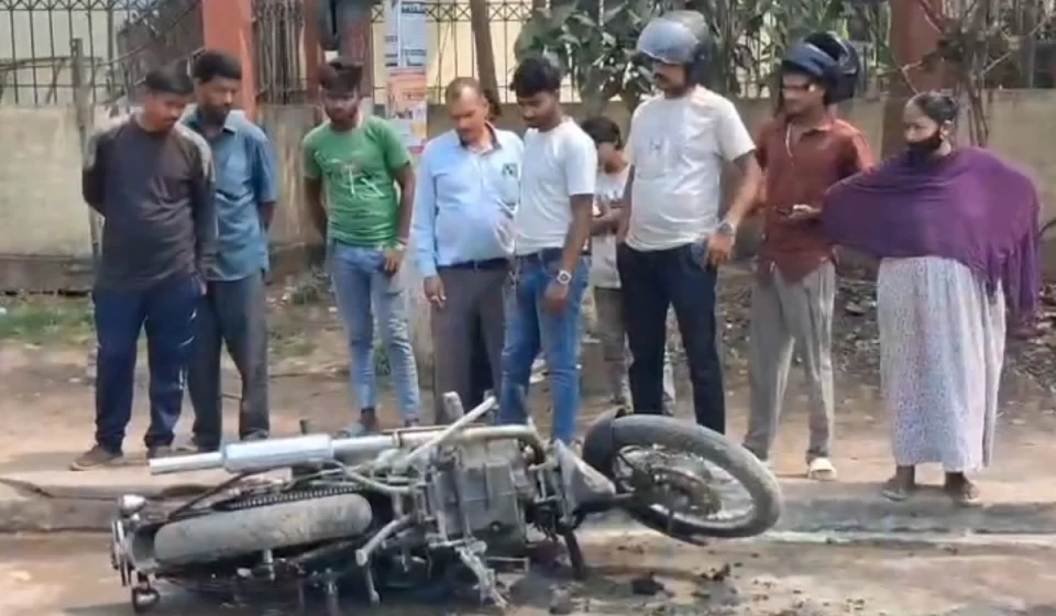 Army Jawan's Dramatic Escape as Bike Bursts into Flame in Guwahati