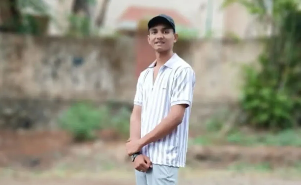 Shocking Video: 20-Year-Old Pune Man Poisons Himself — Tragic Details