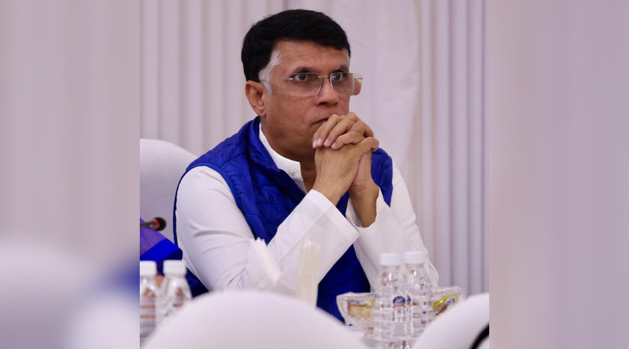 Congress Backs Pawan Khera: Urgent SC Appeal Over Gauhati HC Order
