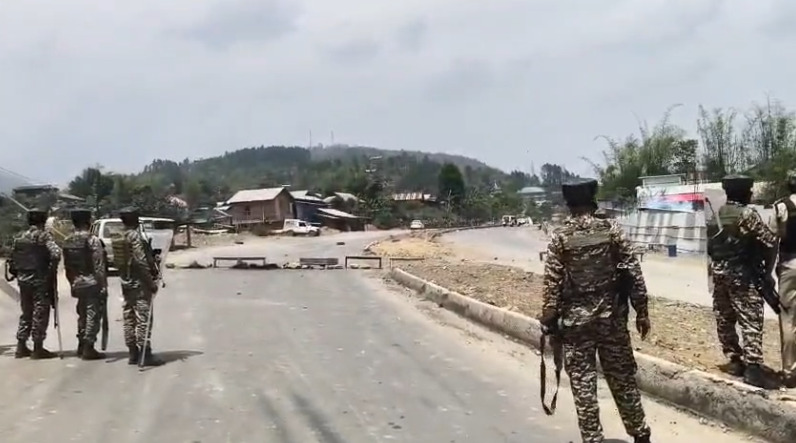 Clashes, Gunfire Erupt in Senapati During UNC's 72-Hour Shutdown