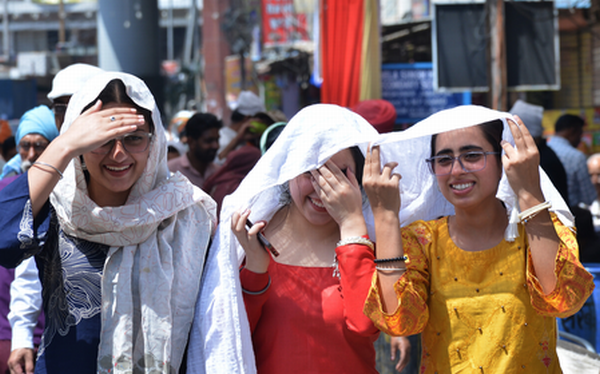 Record Heatwave in Rajasthan: Barmer, Jaisalmer Hit 46°C