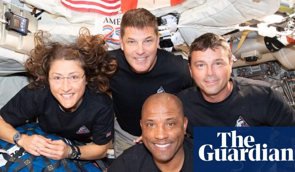Artemis II's Historic Return: Record-Setting Pacific Splashdown