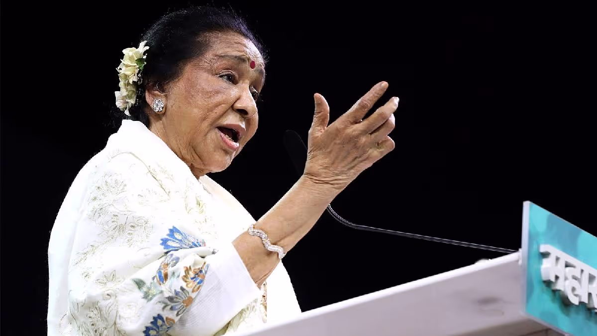 Asha Bhosle Hospitalized at Breach Candy, Mumbai: Urgent Health Update