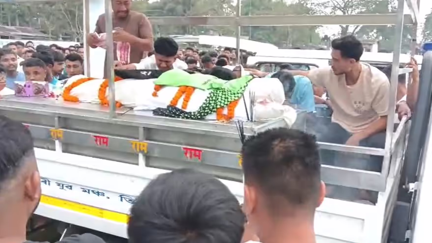 Kakopathar Grieves Two Youths: Thousands Attend Funerals