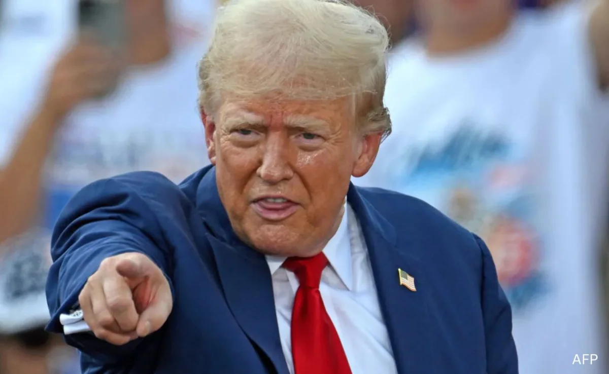 Trump Assures Downing of US Aircraft Won't Derail Iran Talks