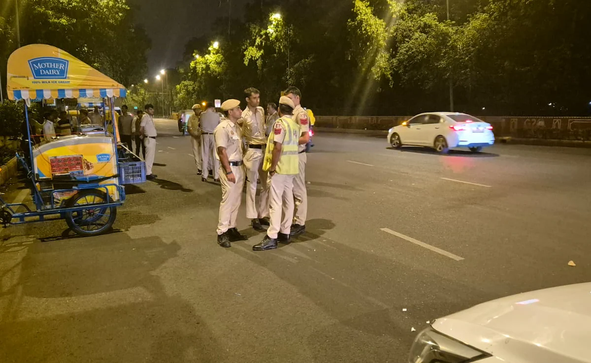 Delhi Police Stop Cremation, Seize Woman's Body in Suspicious Death