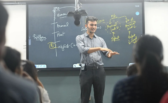 Find the Best Ethics Teacher for UPSC: Key Factors Revealed