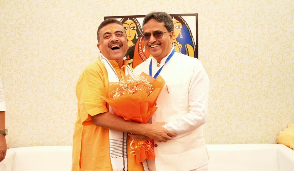 CM Manik Saha Warmly Congratulates Suvendu Adhikari as Bengal’s New CM