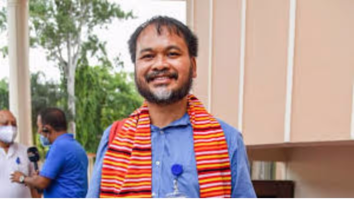 Akhil Gogoi Retains Sivasagar as BJP Sweeps District