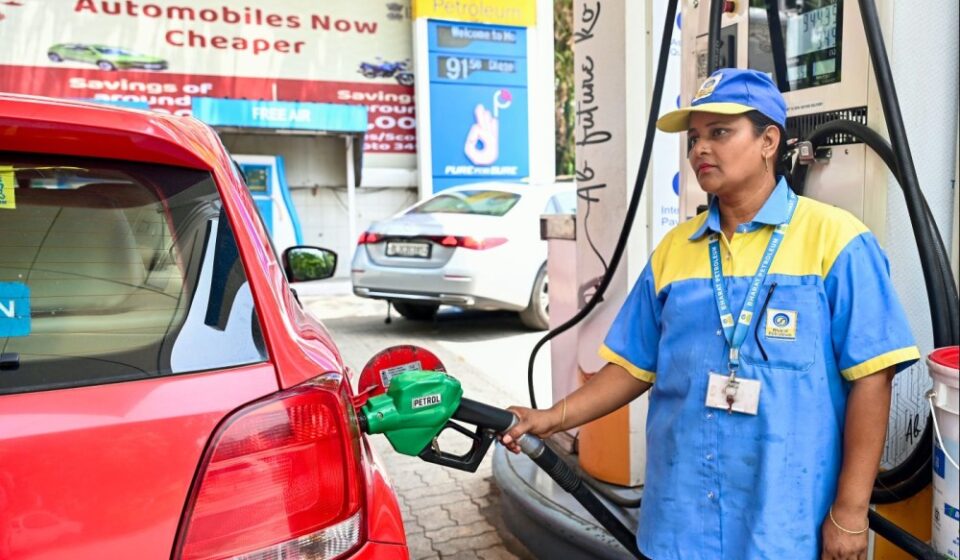 Delhi Fuel Hike: Petrol Tops Rs 102, Diesel Rs 95.20/L