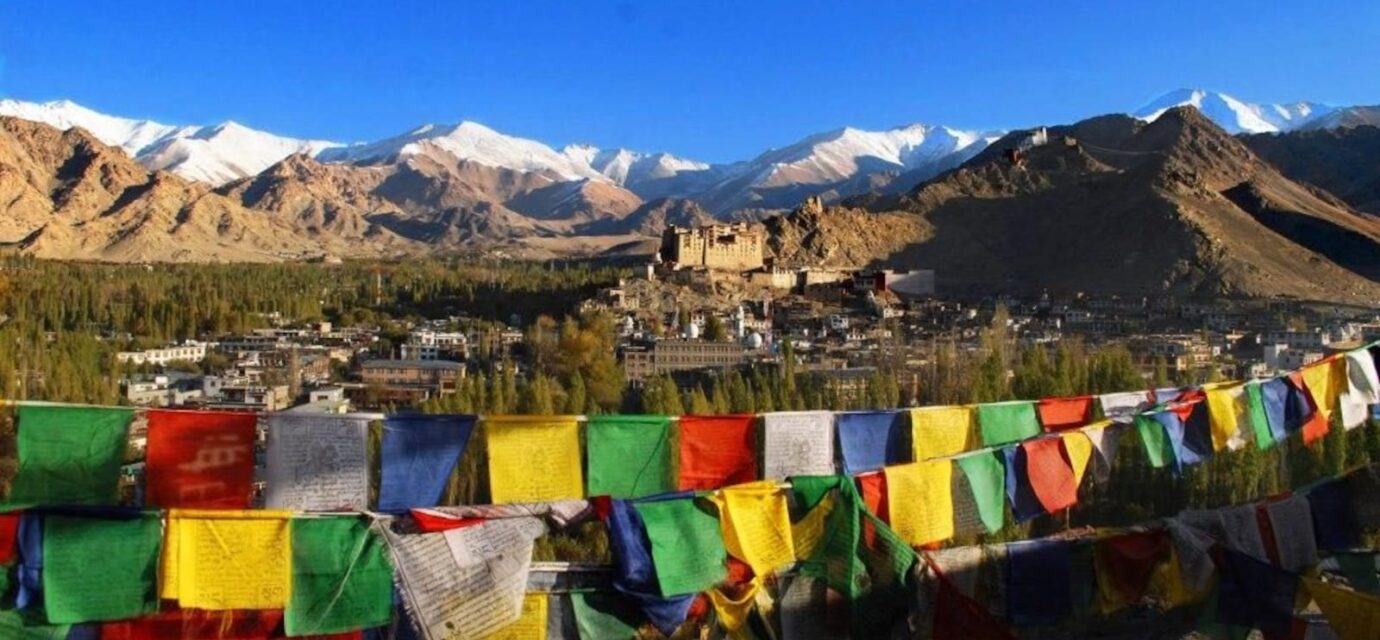 Strict Ladakh Ban on Single-Use Plastics: Heavy Fines Enforced