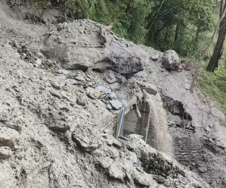 Landslides Cut Off West Sikkim — Gyalshing–Legship Route Blocked