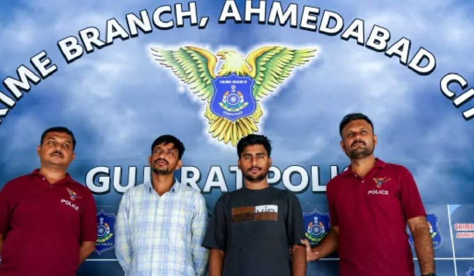 নীট প্ৰশ্নপত্ৰ জালিয়াতি: কোটি টকাৰ প্ৰৱঞ্চনাত ৰাজস্থানৰ ২জন গ্ৰেপ্তাৰ — আহমেদাবাদ আৰক্ষীয়ে