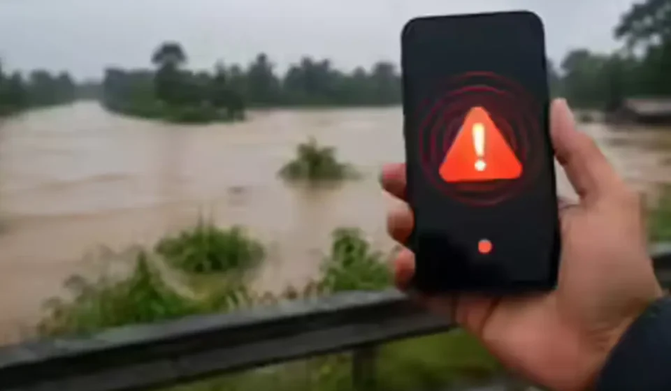 Assam Launches Urgent Cell Broadcast: Real-Time Mobile Disaster Alerts