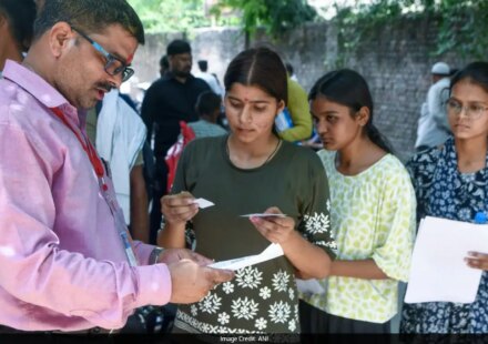 NEET UG 2026 Cut Off: Category-Wise Safe Scores for Top Govt Colleges