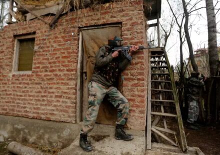 Massive Anti-Terror Operation in Shopian — Two Terrorists Trapped
