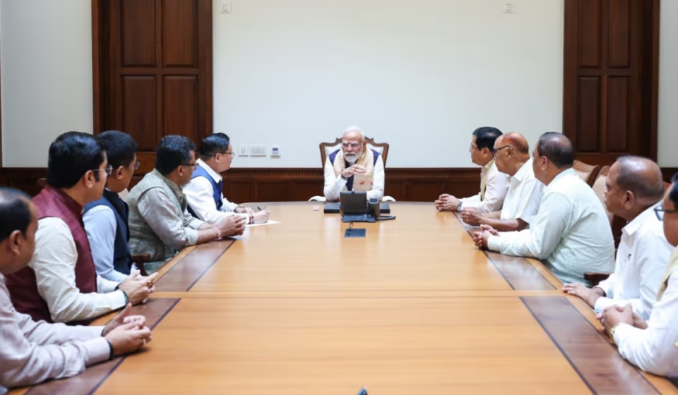 IAF Rescues 458, Delivers 9 Tonnes in Assam — Himanta Thanks PM Modi