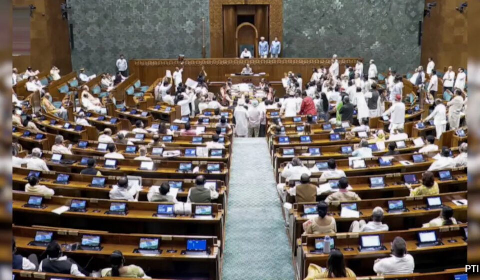Monsoon Session 2026 Live: Paper Leak, Vande Mataram & CJP Protest