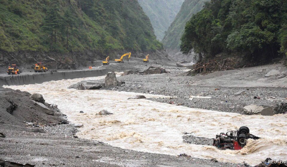 Breaking Nepal Flash Flood: Live Updates, Evacuations & Alerts