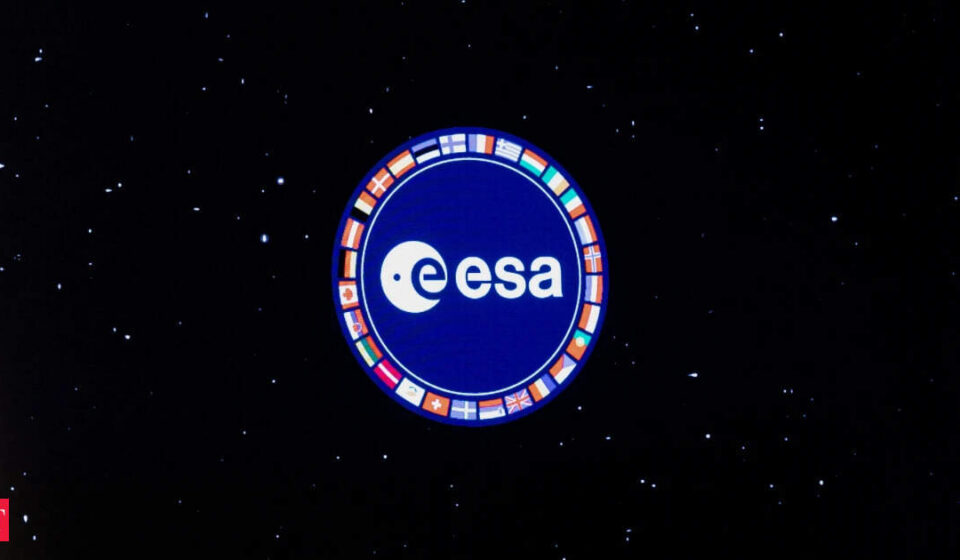 JUICE Mission’s Epic Journey to Jupiter’s Icy Moons Begins