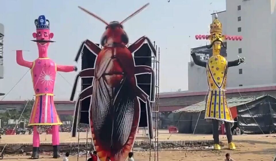 CJP 'Free Publicity' Jibe Fuels Delhi Ramlila Cockroach Effigy Row