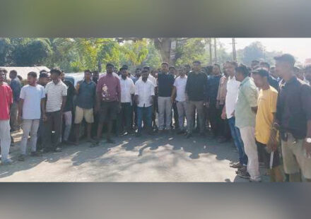 Four Deaths Spark Tinsukia-Doomdooma Bypass Blockade, Protesters Demand Compensation
