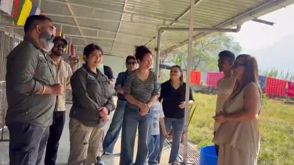 Vantara Team's Heartwarming Visit to PFA Sikkim Animal Rescue Centre