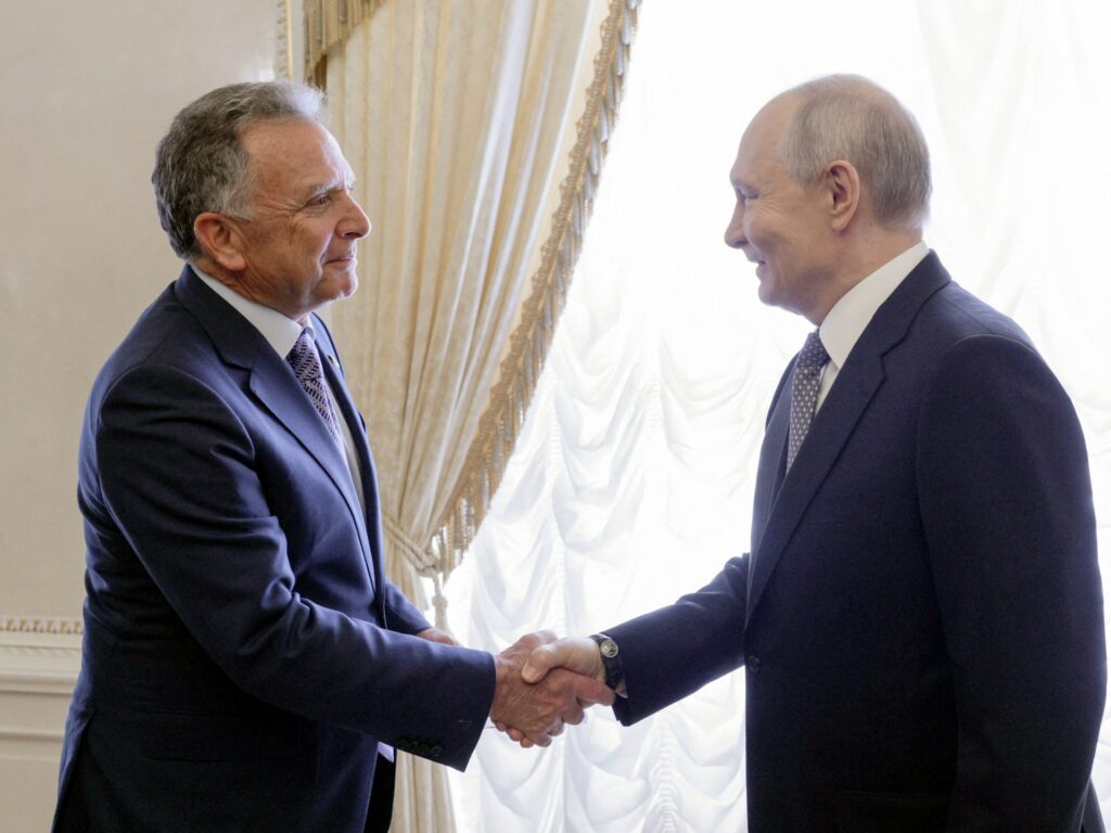 Putin and Zelenskyy Back Three-Way US Peace Talks to End Ukraine War
