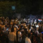 Jamia Students Scale Gates to Join Protest Amid Heavy Police Presence