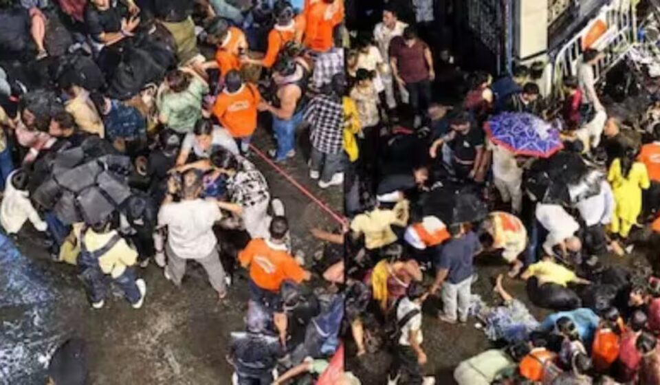 Kolkata Durga Puja Stampede: Death Toll Hits 19, Rs 25 Lakh Relief