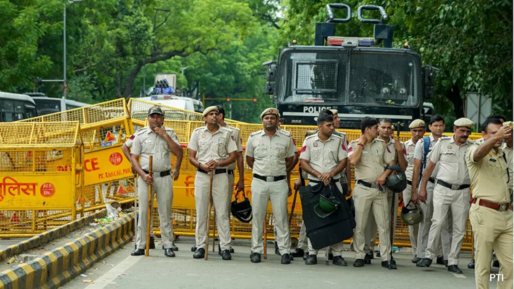 Shots Fired at Delhi Businessman’s Home: Lawrence Bishnoi Link Probed