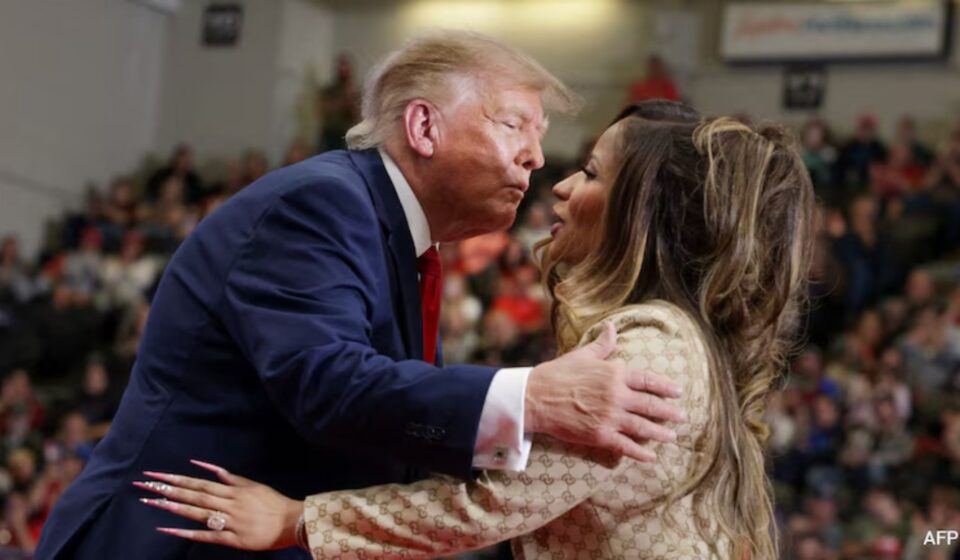 Trump Apologizes to Nicki Minaj at Michigan Rally Over 'Nice Butt' Comment