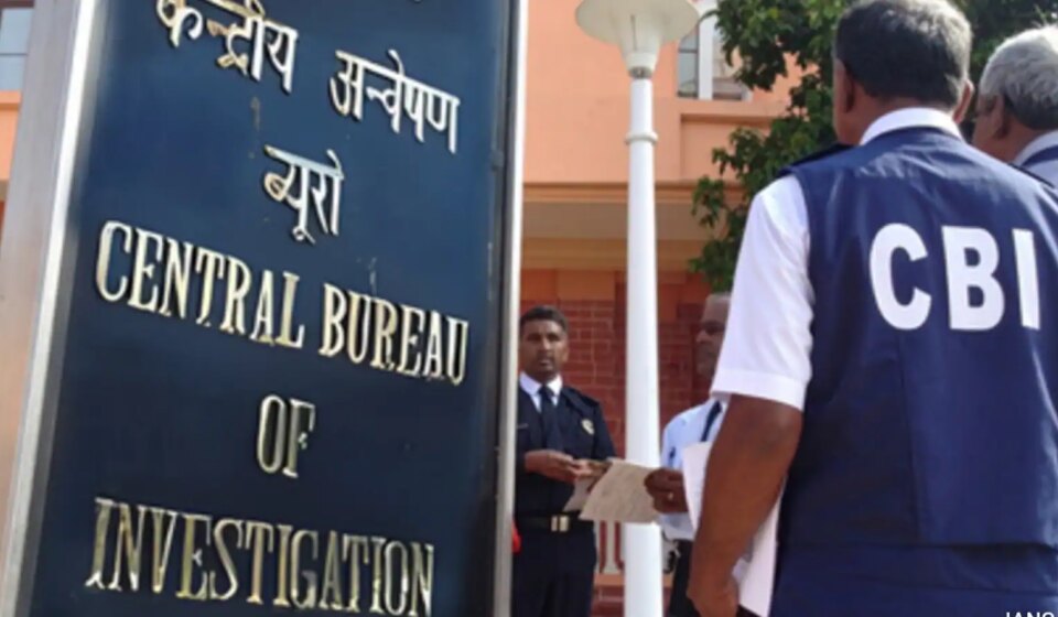 Breaking: CBI Arrests 2 ED Officials in Rs 5 Lakh Bribery Case